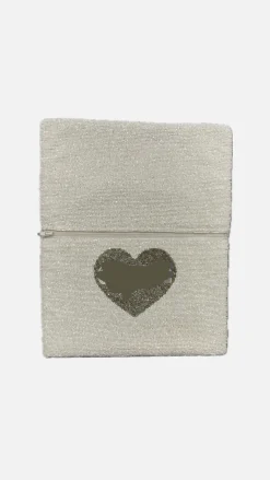 Sample: Mrs. Kennedy clutch
